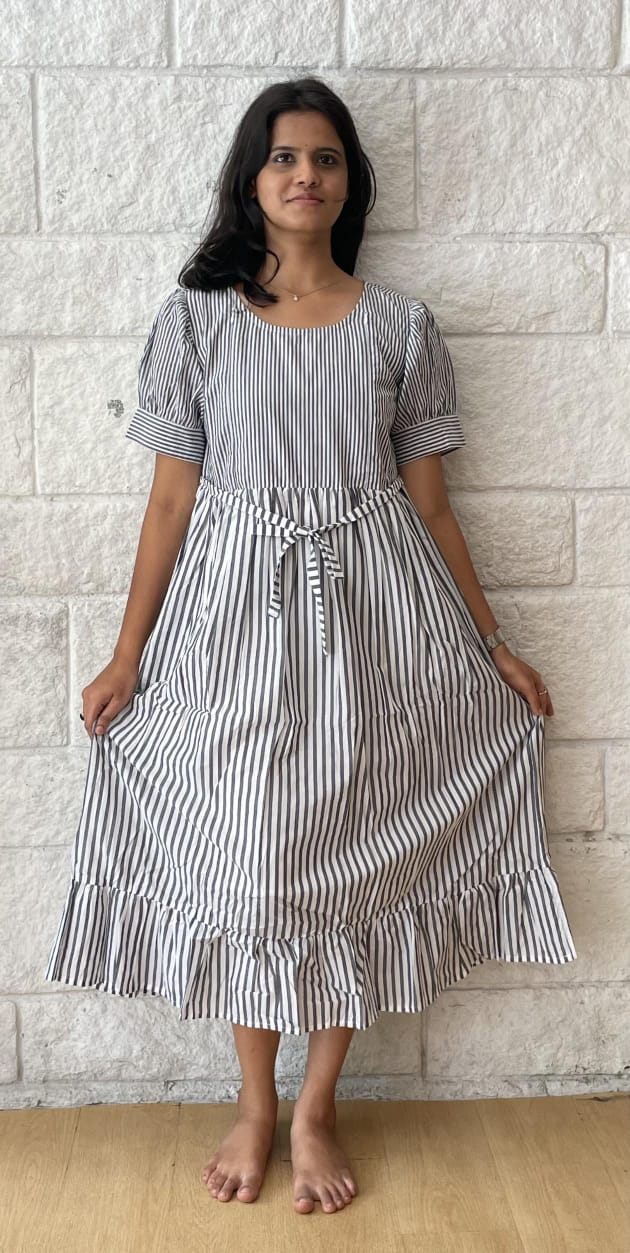 MATERNITY GREY