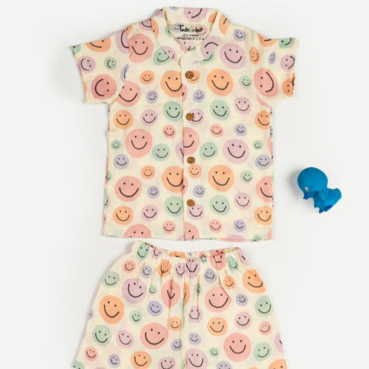 MC.JABLA SHORTS  SMILEY