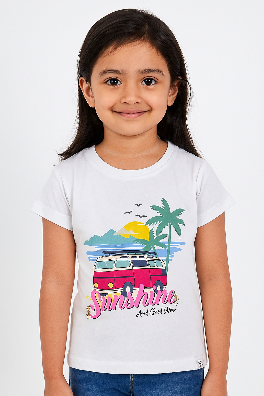 White “Sunshine and Good Vibes” T-shirt