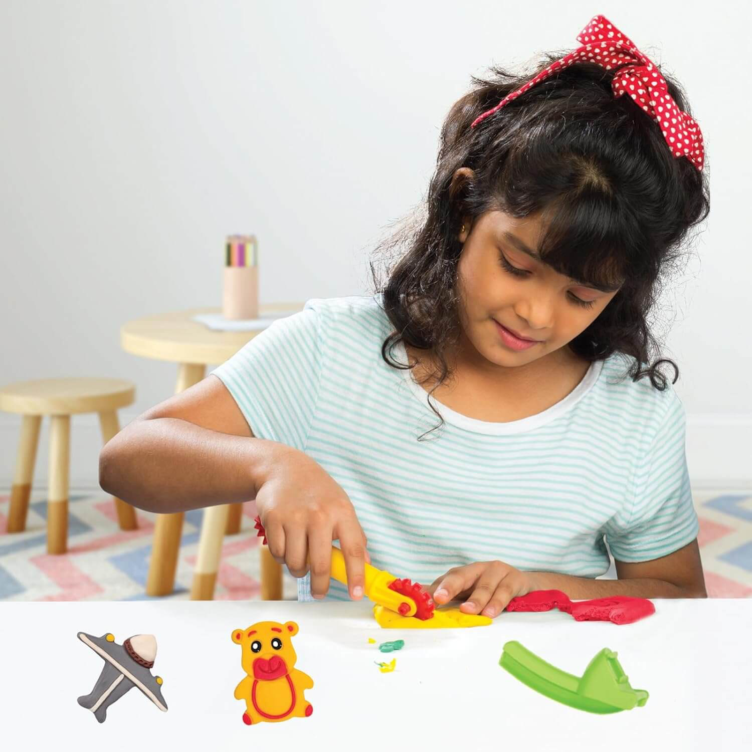 Funskool FunDough Gift Set – 5 Tub Creative Dough Play Kit - Mamadada