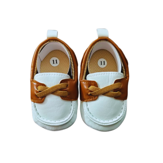 LH-WHT&BROWN BOY BOOTIES