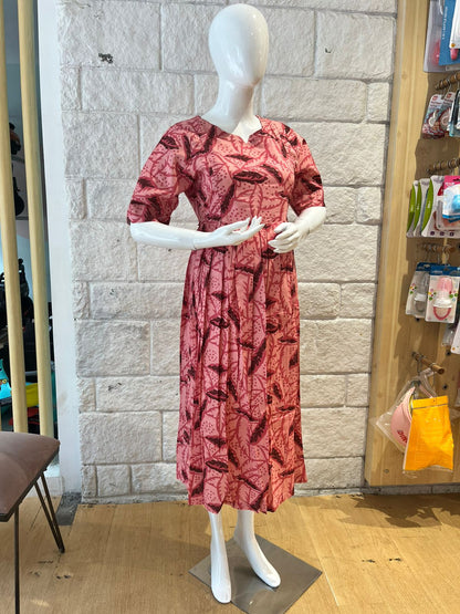 BW-RED FEEDING KURTI