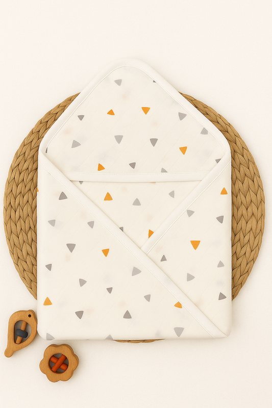 Tiny Triangles Double-Layer Hooded Towel