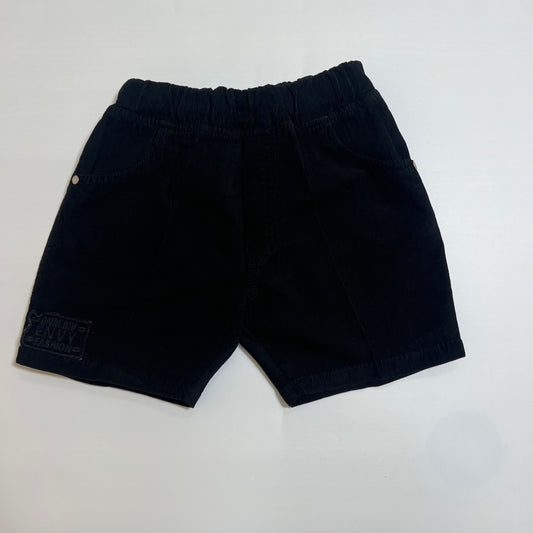 Soft and stylish kids’ corduroy shorts with elastic waist, available in multiple colors. Perfect for daily wear and playtime.
